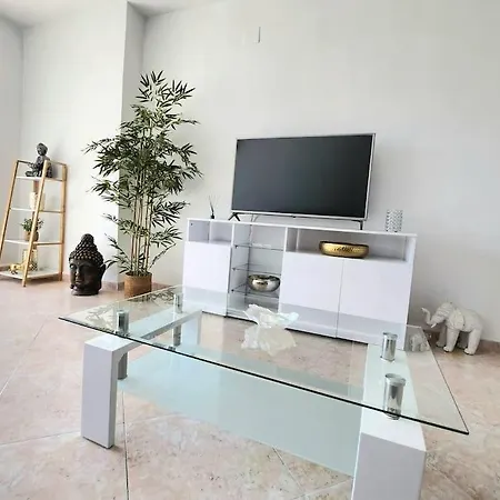 Large In Front Of The Beach! Withparking Apartment Salou