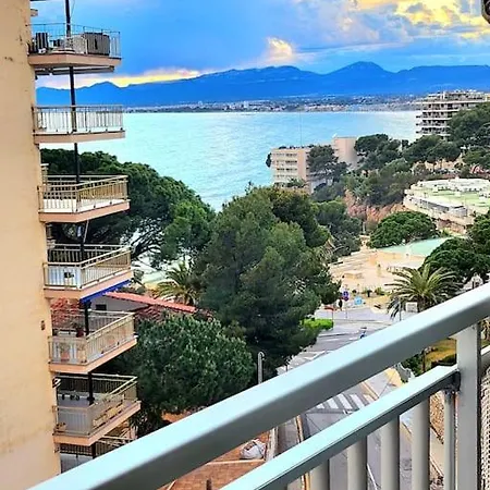 Apartment Large In Front Of The Beach! Withparking