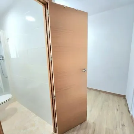 Large In Front Of The Beach! Withparking Apartment *