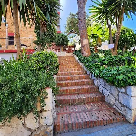 Apartment Large In Front Of The Beach! Withparking *